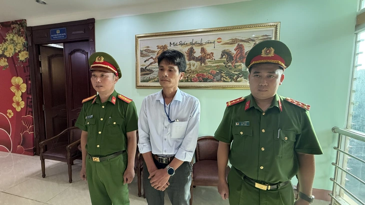 Khởi tố giám đốc công ty bán hơn 250 tấn phân bón giả vào Đắk Lắk - Ảnh 1.