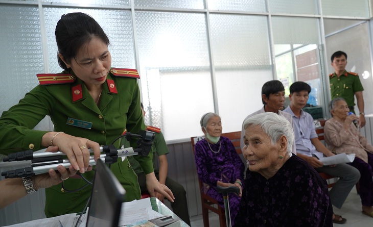 Lấy mẫu ADN thực hiện tâm nguyện tìm con của Mẹ Việt Nam anh hùng - Ảnh 3.