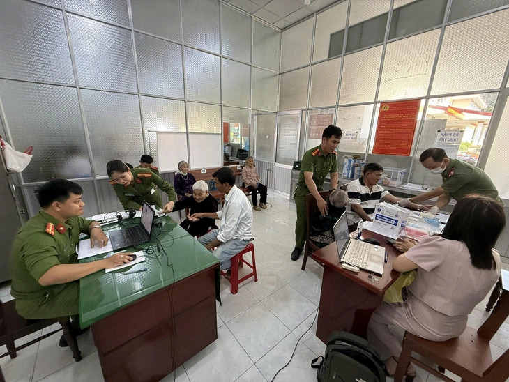 Lấy mẫu ADN thực hiện tâm nguyện tìm con của Mẹ Việt Nam anh hùng - Ảnh 4.