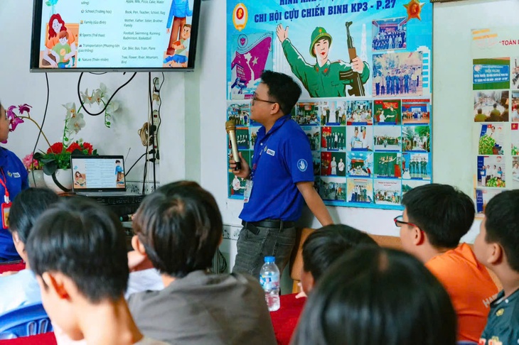 Lớp tiếng Anh miễn phí giúp thiếu nhi TP . HCM tự tin giao tiếp hè 2026 - Ảnh 2.