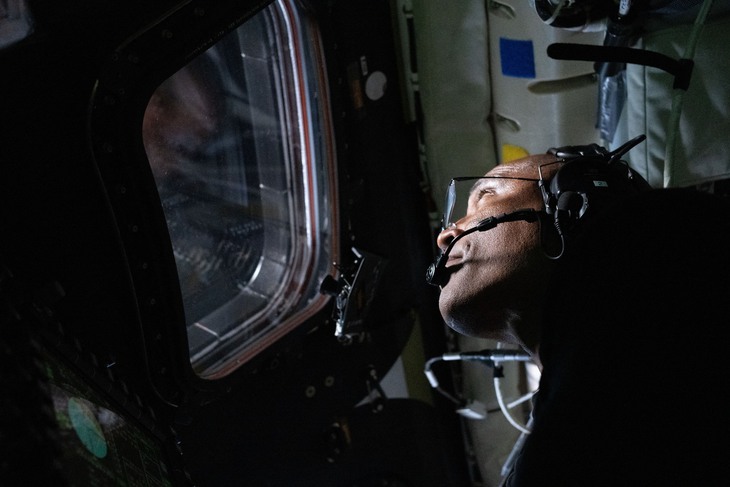 NASA tuyển tình nguyện viên sống mô phỏng Mặt trăng, sao Hoả biệt lập một năm - Ảnh 1.