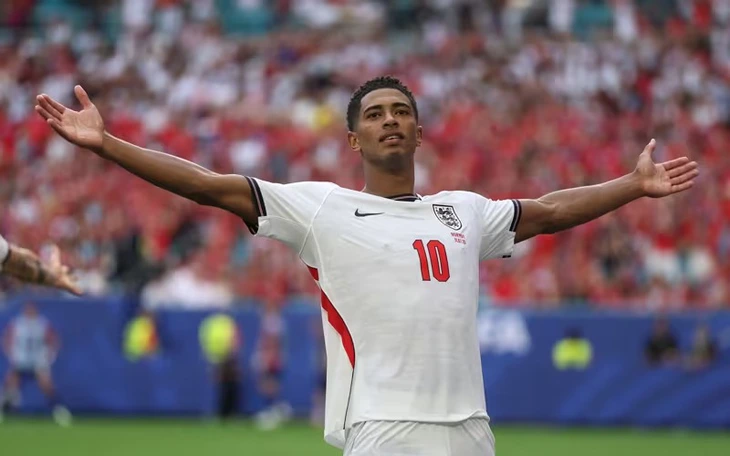 Bellingham ‘nối gót’ huyền thoại Pele - Ảnh 2.