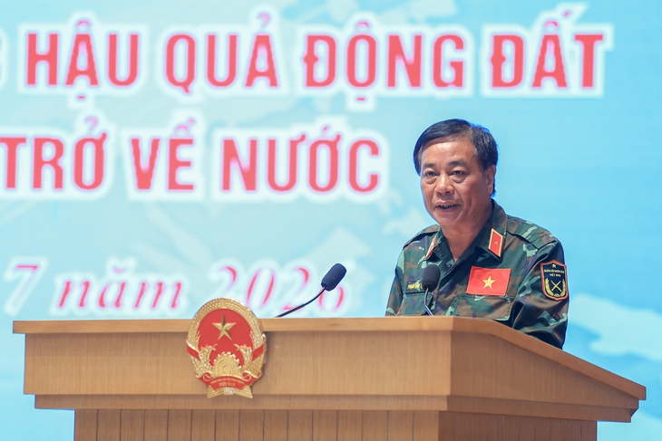 Tướng quân đội kể về 3 lần nhận được tín hiệu sự sống và đêm thức trắng tìm kiếm nạn nhân động đất Venezuela - Ảnh 1.