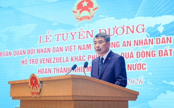 '3 lần nhận được thông tin tín hiệu sự sống' và đêm thức trắng tìm kiếm nạn nhân động đất ở Venezuela - Ảnh 3.
