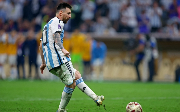 Tân HLV trưởng Bồ Đào Nha bênh Ronaldo, chê các tiền vệ đội nhà - Ảnh 4.