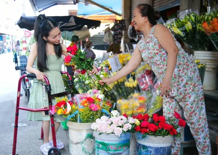 Cuộc phiêu lưu 20 năm của cô gái ' sáu chân ' và tình yêu với TP HCM - Ảnh 6.