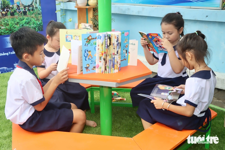 Đi để trở về, du học sinh Việt mang trái tim tình nguyện ra xã đảo Thạnh An - Ảnh 6.