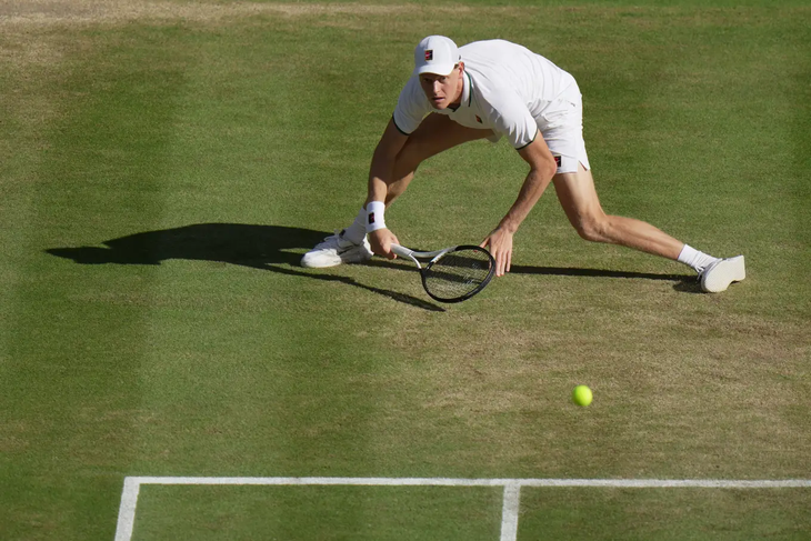Đánh bại Zverev, Sinner bảo vệ thành công danh hiệu Wimbledon - Ảnh 2.