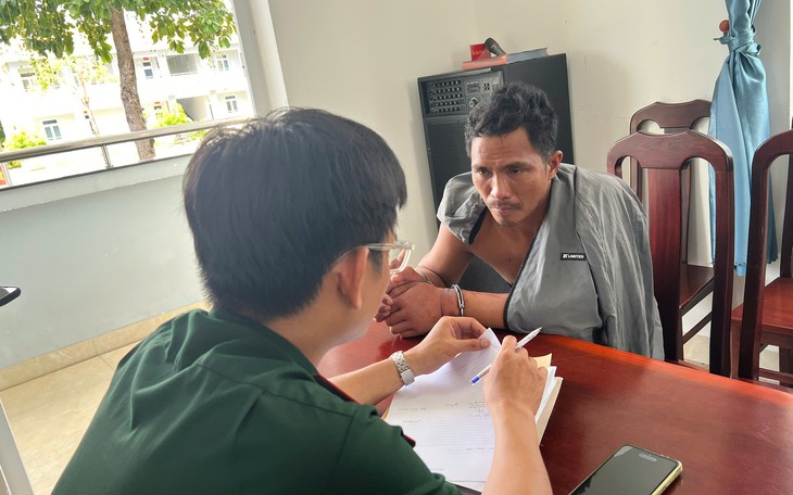 Đang vá lưới, thuyền viên 59 tuổi bất ngờ ngất xỉu và tử vong trên tàu cá ngoài biển - Ảnh 2.