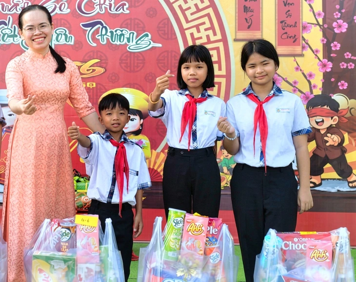Học bổng Chắp cánh ước mơ 2026: Câu chuyện nghị lực vượt khó của học sinh khuyết tật - Ảnh 1.