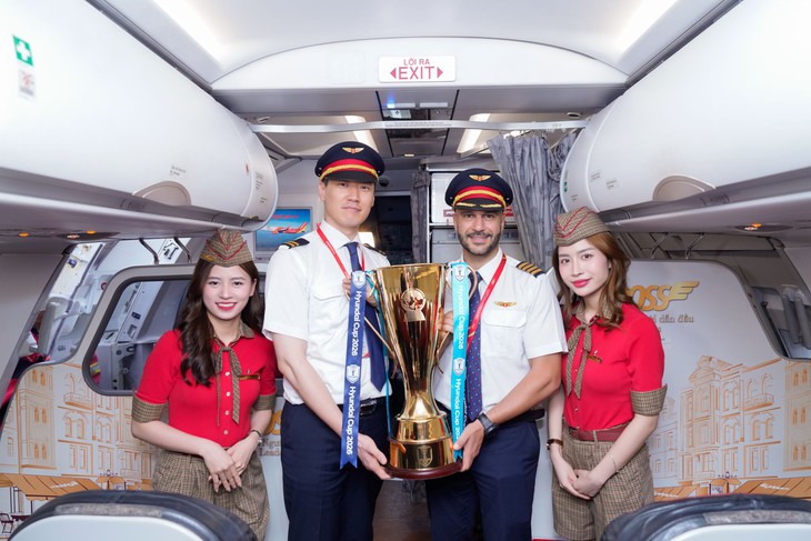 Vietjet và Ngân hàng số Vikki đồng hành cùng ASEAN United FC - Ảnh 2.