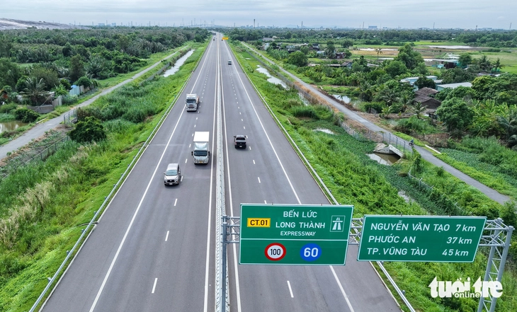 Tăng tốc kết nối sân bay Long Thành: Cao tốc Bến Lức - Long Thành sắp thông toàn tuyến sau 12 năm chờ đợi - Ảnh 4.
