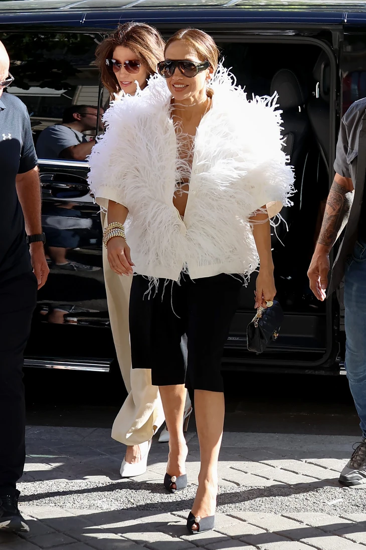 Jennifer Lopez - Ảnh 8.