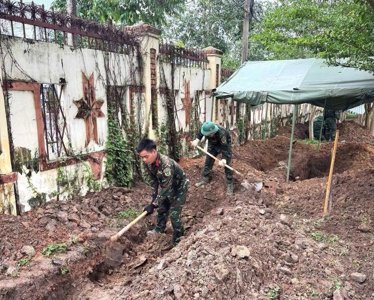Tiếp nhận 500 nguồn tin, Quảng Ngãi từng bước khoanh vùng tìm mộ liệt sĩ - Ảnh 1.