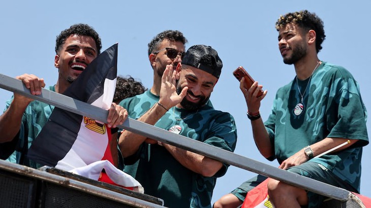 Tỉ phú UAE tặng 59 siêu xe cho tuyển Ai Cập sau World Cup - Ảnh 1.