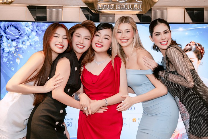Bà chủ kim cương Ngọc Châu Âu là á hậu, hoạt động showbiz sôi nổi trước khi bị khởi tố - Ảnh 3.