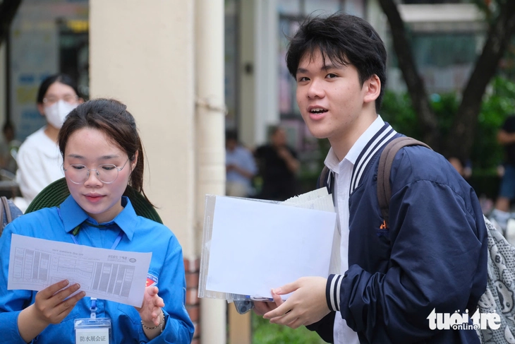Lịch nộp lệ phí xét tuyển đại học 34 tỉnh, thành phố - Ảnh 1.