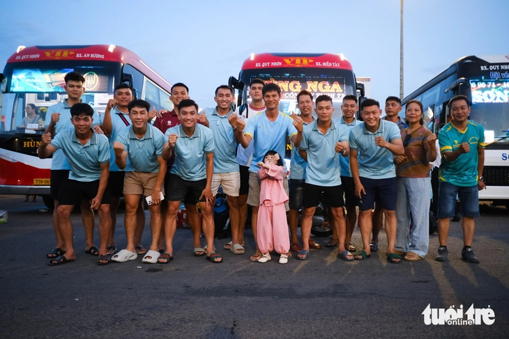 Xe đã lăn bánh đưa đội bóng Công đoàn Gia Lai đến vòng chung kết - Ảnh 7.