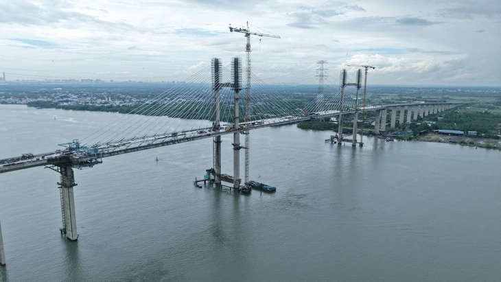 Nhiều tuyến cao tốc nằm ở các trục giao thông huyết mạch Đồng Nai – TP.HCM đã định hình và hướng về sân bay Long Thành. - Ảnh 4.