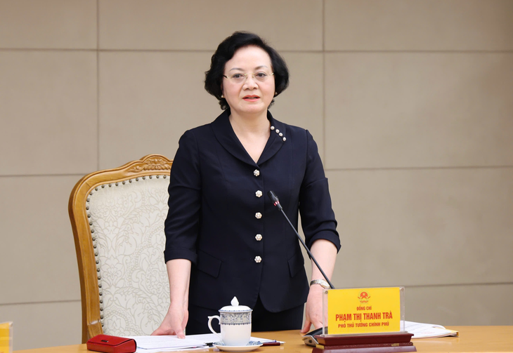 Phó thủ tướng yêu cầu siết chặt an toàn thực phẩm tại bếp ăn trường học, xử nghiêm vi phạm - Ảnh 1.