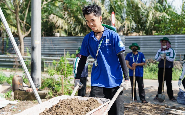 In dấu chân tình nguyện tại ấp Thiềng Liềng trong nhịp sống trẻ 2026 - Ảnh 6.