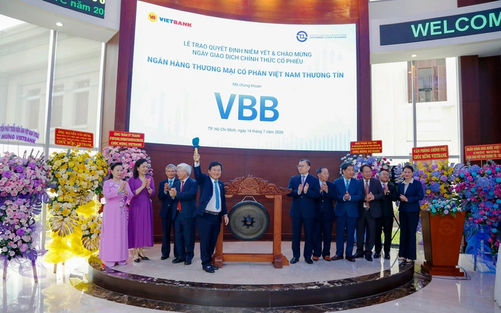 Vừa lên HoSE, Chủ tịch Tập đoàn Hoa Lâm muốn gom 22 triệu cổ phiếu VietBank - Ảnh 2.