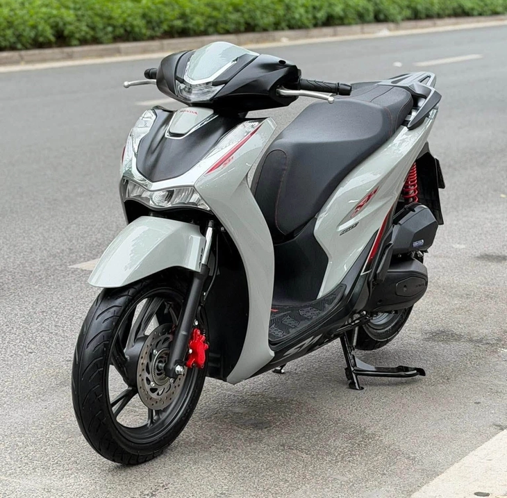 Người dùng VNeID được miễn lệ phí trước bạ xe máy, giảm 50% với ô tô, nhưng phải đáp ứng nhiều điều kiện - Ảnh 2.