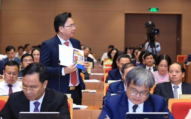 Giám đốc Sở Xây dựng Hà Nội: Trận mưa qua chỉ là 'dềnh nước', không phải ngập úng - Ảnh 4.