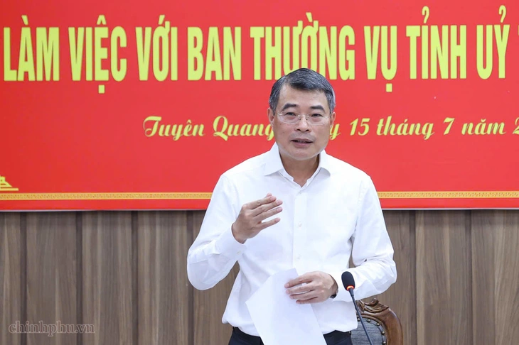 Thủ tướng: Vi phạm quy chế thi tại Tuyên Quang là đặc biệt nghiêm trọng, xử nghiêm không có vùng cấm - Ảnh 2.