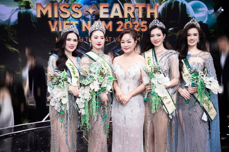 Hoàng Thị Thanh Nga bị bắt: Cô ' bà trùm vương miện ' có vai trò gì ở các cuộc thi hoa hậu? - Ảnh 5.