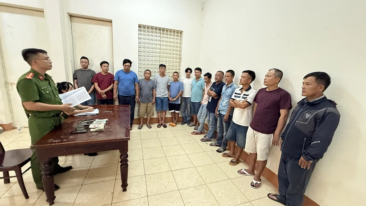 Đắk Lắk triệt xóa 3 đường dây cá độ World Cup, giao dịch gần 200 tỉ - Ảnh 1.