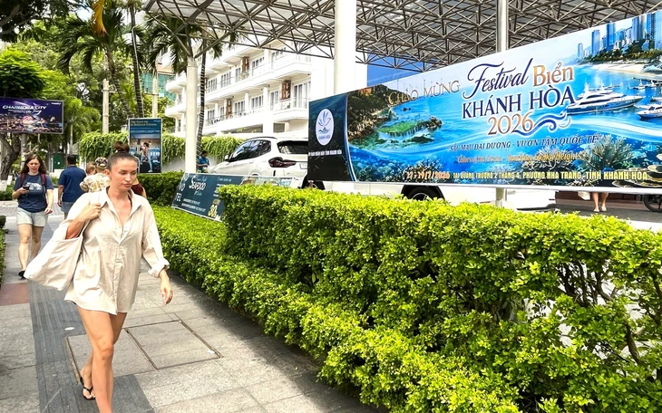 Vận động viên lướt ván diều ở Festival Biển 2026 - Ảnh 13.