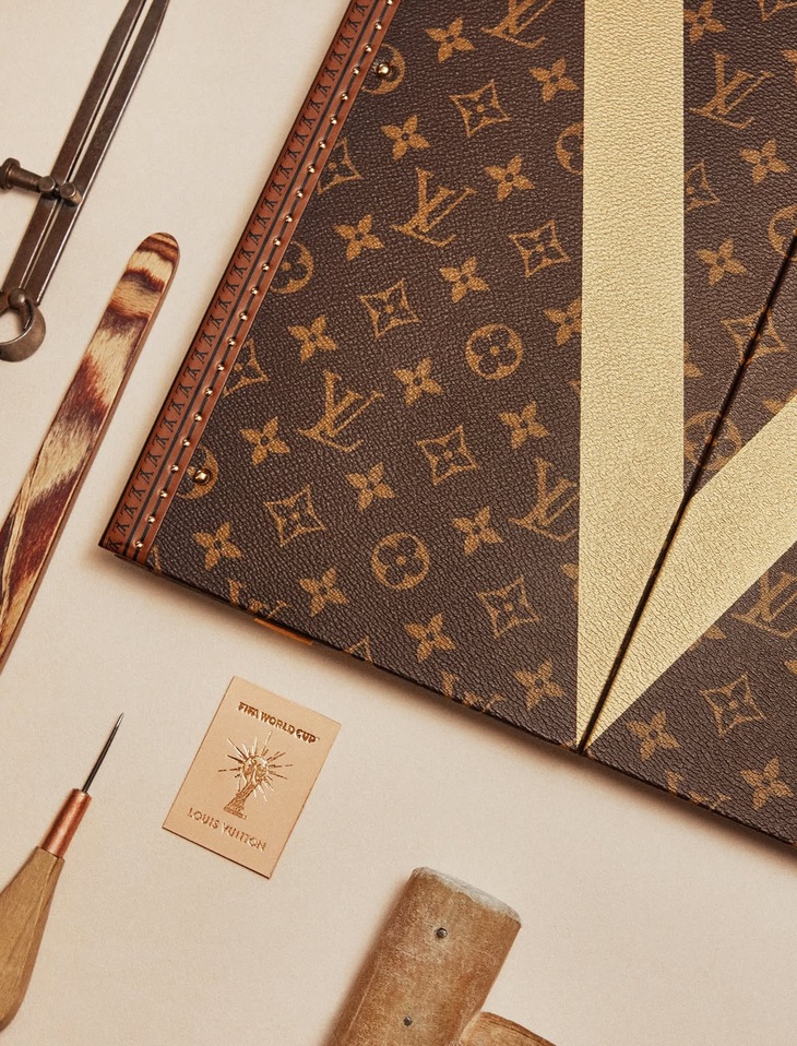 Louis Vuitton ra mắt rương đựng cúp vô địch World Cup 2026 - Ảnh 2.