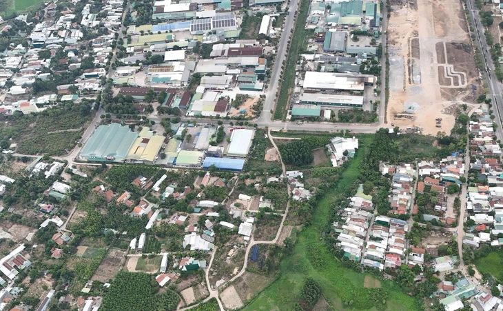 Vì sao Quảng Ngãi đề xuất dời ga đường sắt tốc độ cao về phía Nam 2km? - Ảnh 2.