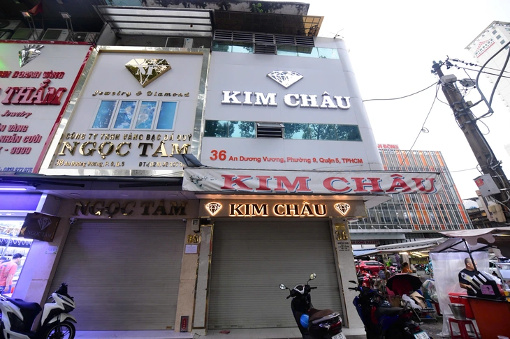 'Mổ xẻ' khoảng tối thị trường kim cương: Cùng một viên đá, giá vẫn chênh hàng 'đống' tiền - Ảnh 1.