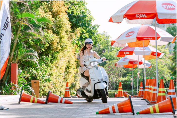 SYM mang chuỗi sự kiện trải nghiệm xe đến các trung tâm thương mại - Ảnh 3.
