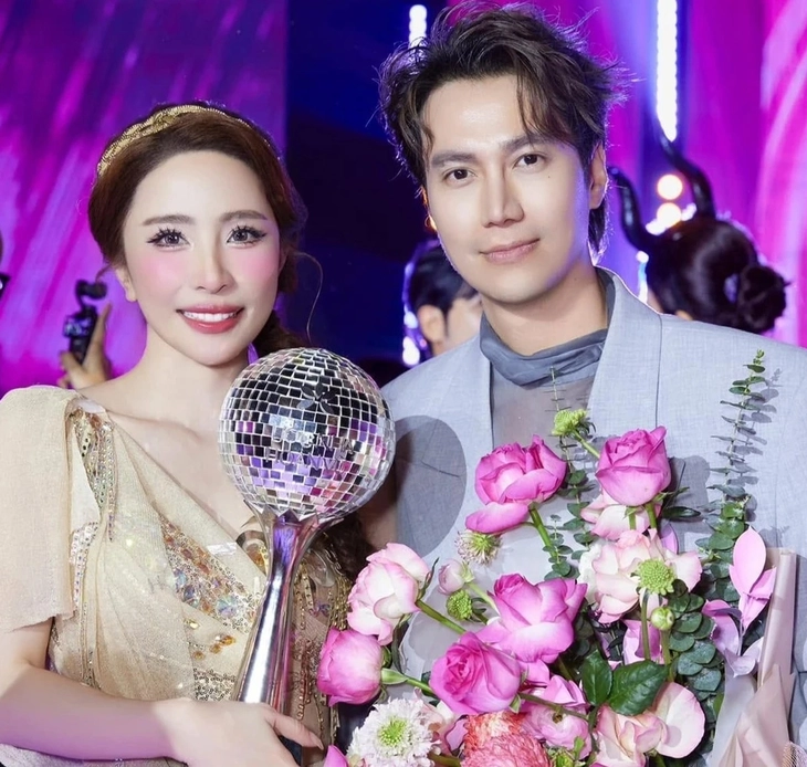 Việt Anh và Quỳnh Nga xác nhận hẹn hò sau 6 năm diễn vai 'bạn thân' - Ảnh 5.