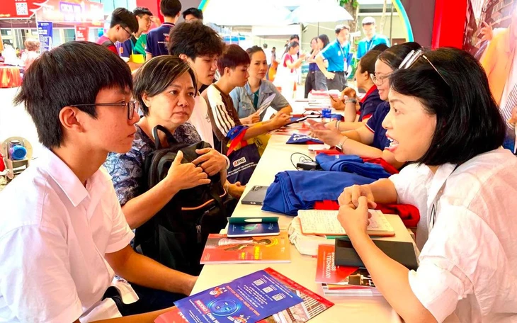 Bỏ thi tốt nghiệp THPT năm 2026: Đến lúc cải cách giáo dục thật sự - Ảnh 5.
