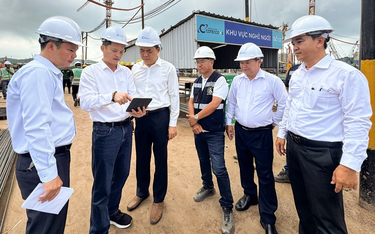 TP.HCM mở khóa học tiếng Anh cho công chức, chuẩn bị nhân lực phục vụ APEC 2027 - Ảnh 7.
