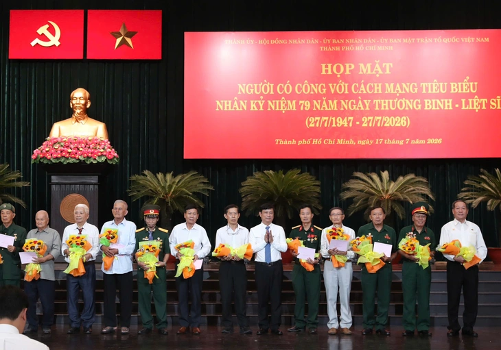Mỗi mộ phần liệt sĩ được xác định danh tính là trách nhiệm và lời tri ân của thế hệ sau - Ảnh 5.