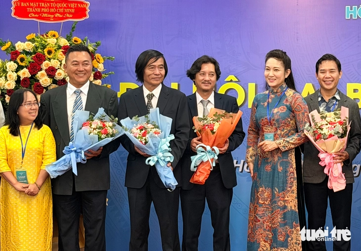 Hội Mỹ thuật TP.HCM lập Trung tâm sáng tạo và thực hiện mỹ thuật, hướng đến tự chủ tài chính - Ảnh 2.