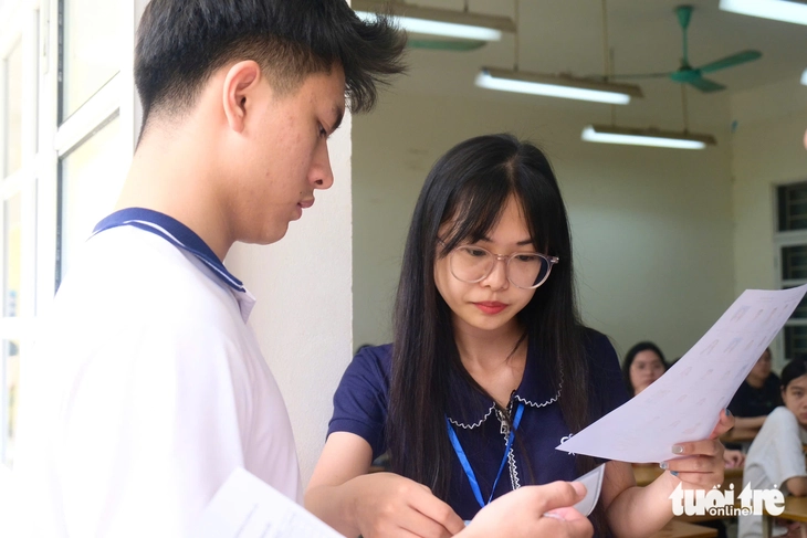 147 thí sinh trượt xét tuyển vào Trường đại học Hà Nội vì bỏ thi tốt nghiệp tiếng Anh - Ảnh 1.