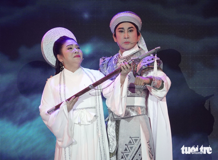 Kim Tử Long: Ai cũng có thể ca bài Võ Đông Sơ - Ảnh 1.