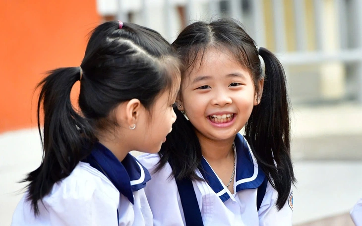Trường tiểu học nổi tiếng ở TP.HCM giúp học sinh lớp 1 yêu trường ngay từ ngày đầu tiên - Ảnh 3.