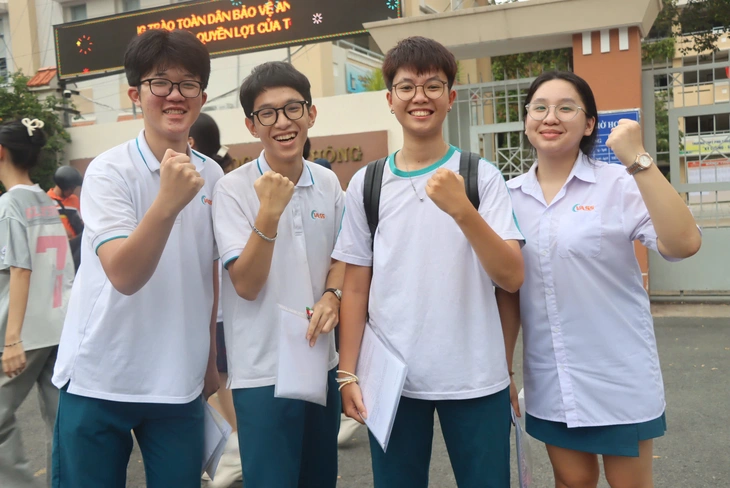 Thi tốt nghiệp THPT và tuyển sinh đại học 2026: Cân nhắc nhiều phương án hiệu quả - Ảnh 1.