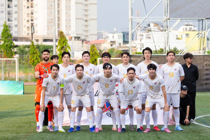 All Stars SG FC tham dự trận đấu thiện nguyên cho công nhân khó khăn - Ảnh 2.