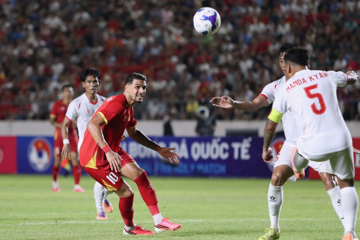 VFF mở bán thêm vé trận Việt Nam - Malaysia - Ảnh 1.