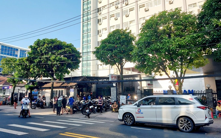 Vấn đề pháp lý trong vụ lập khống hồ sơ bệnh, chiếm đoạt thuốc bảo hiểm y tế - Ảnh 3.