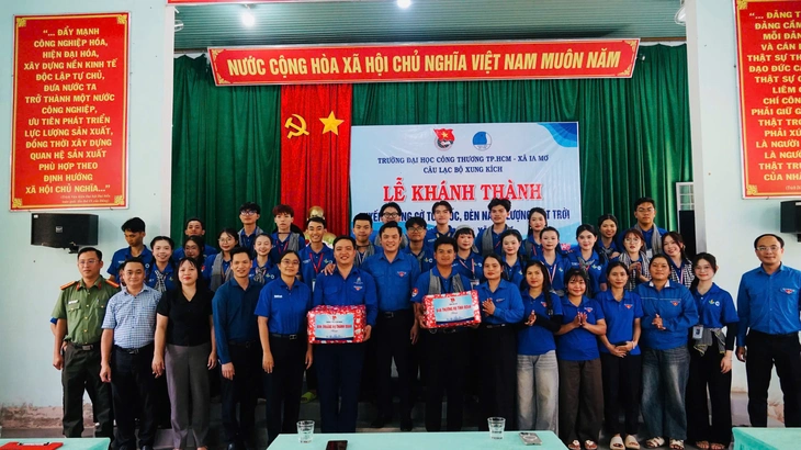 Lãnh đạo TP.HCM, Thành Đoàn TP.HCM thăm, động viên các chiến sĩ tình nguyện hè - Ảnh 3.