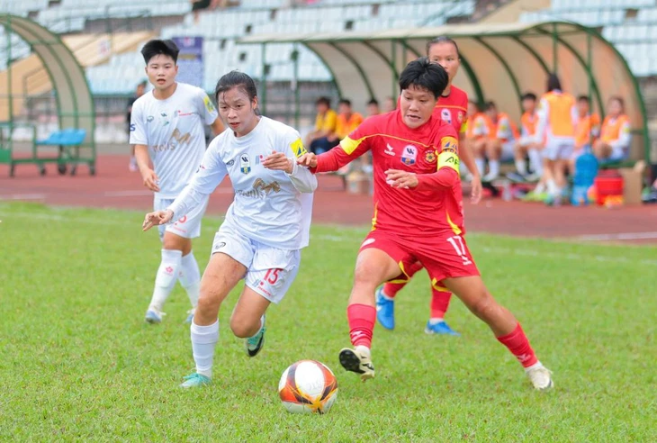 CLB TP.HCM I vô địch lượt đi Giải bóng đá nữ VĐQG 2026 - Ảnh 1.